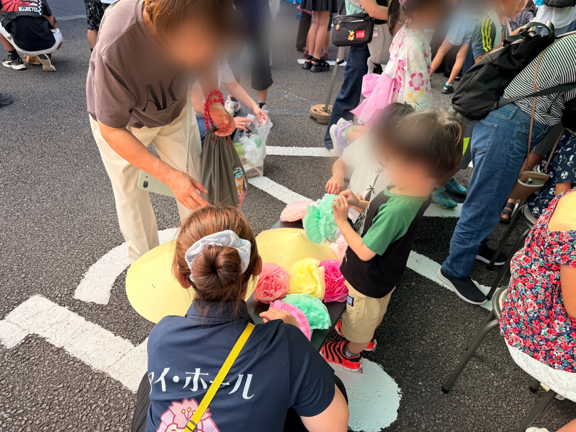 アイ・ホール納涼祭2026で行った子ども向け花笠づくり体験